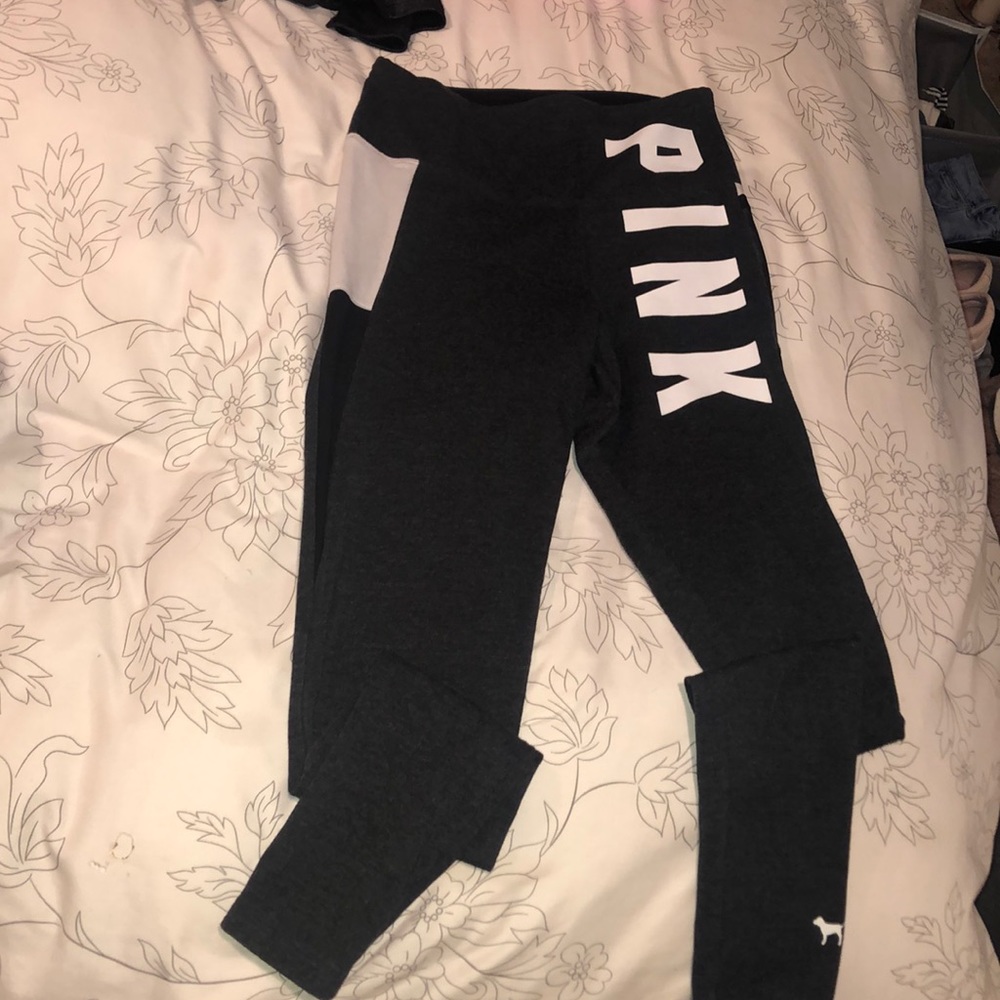 PINK leggings💞